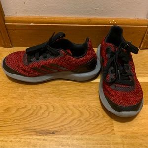 Adidas red and black boys tennis shoes